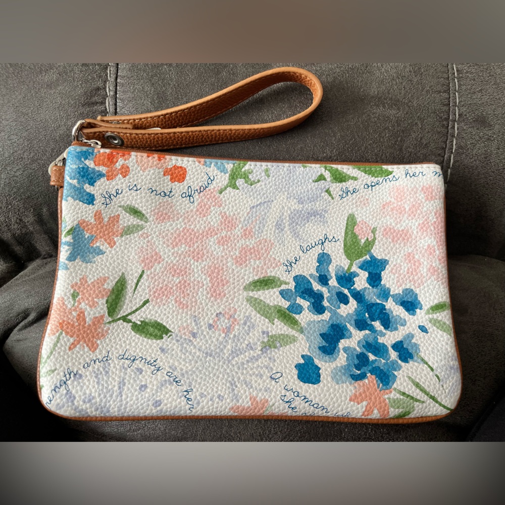 Thirty-One Jewell Wristlet